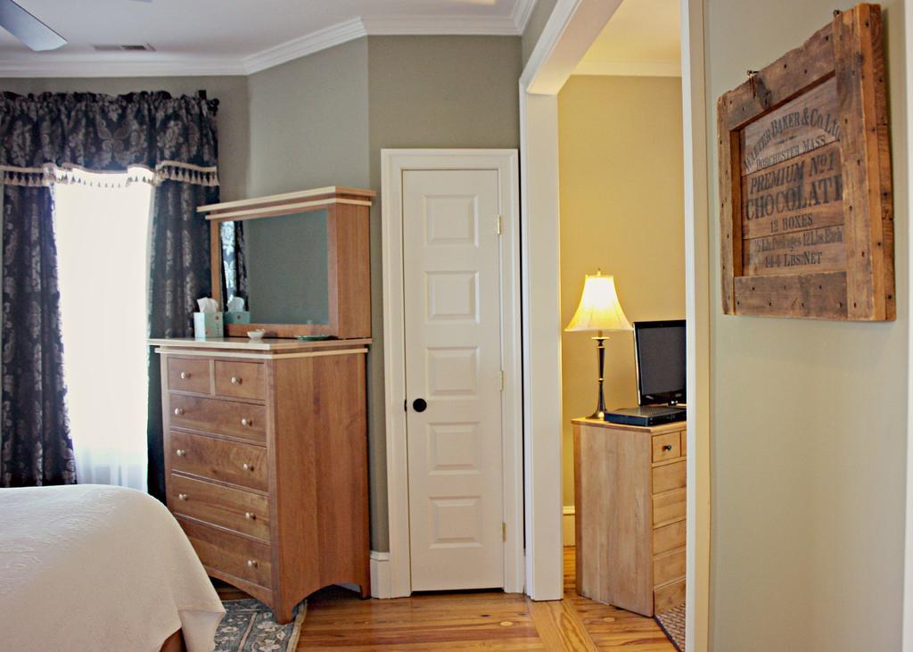Fig Street Inn Cape Charles Exterior photo